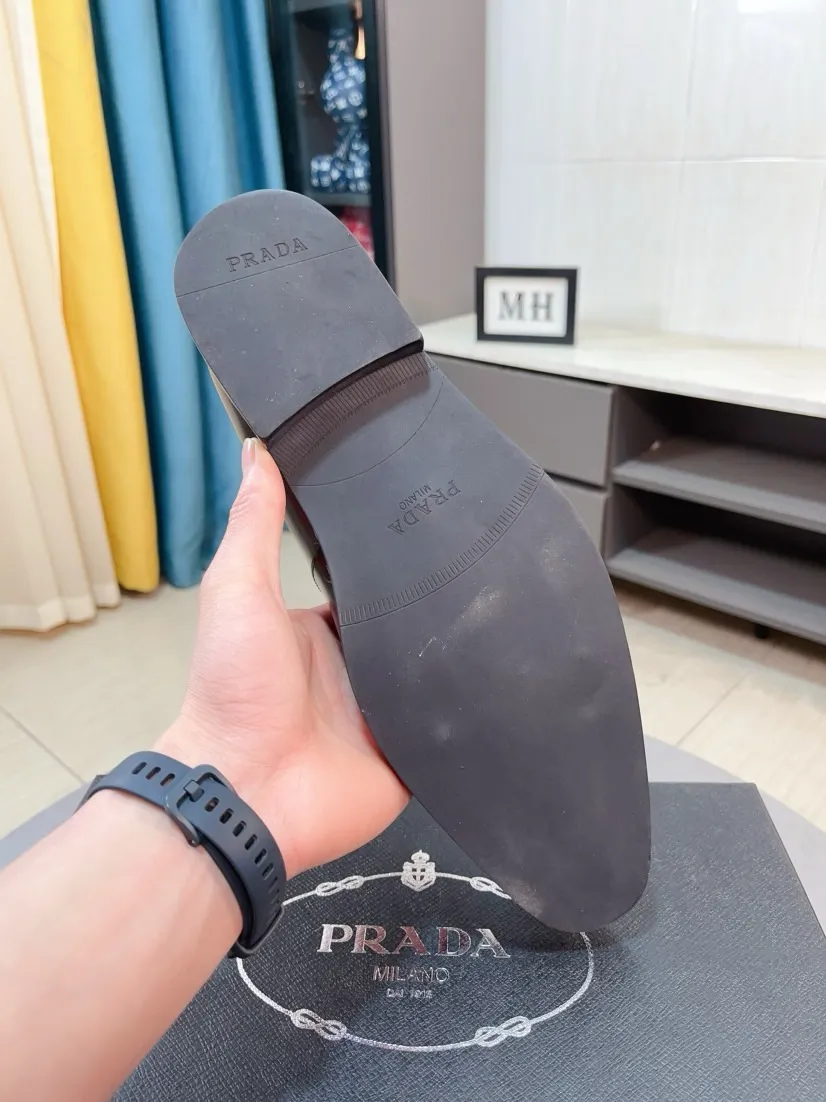Men's shoes 💰540🌹🌹【PRADA Leather Shoes】Top purchasing agent Original imported Italian custom cowhide leather surface, fully imported water-dyed breathable cowhide lining, original factory special molded sole super comfortable, size: 38-44